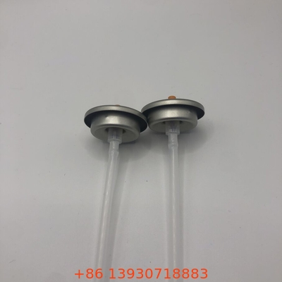 محتوای بسته نقره ای 1 X شیر پاک کننده کربوتور برای تمیز کردن کربوتور
