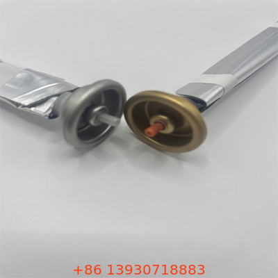 کیسه سیلندر نقره ای روی دریچه آروسول بدون نشت مهر دوستانه محیط زیست