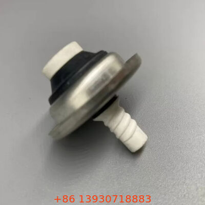 1 اینچ فشار بالا درجه بندی شده PU فوم دریچه اسپری با لوله غوطه ور گسترش یافته برای توزیع تحت فشار