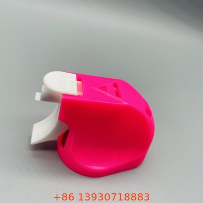 درب اسپری ماشه‌ای برای قوطی‌های آئروسل با طراحی ماشه ارگونومیک، نازل قابل تنظیم و لوله اکستنشن