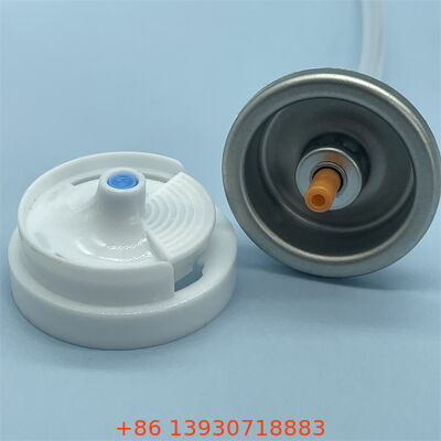 یک شات آروسول با یک شات اسپری برای تمرکز خودرو و ضد باکتری